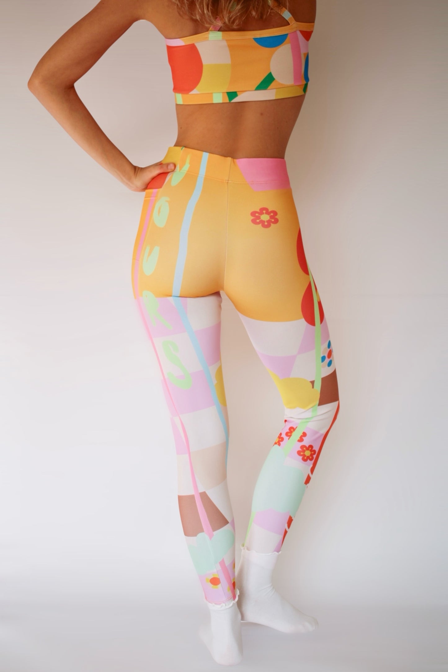 Floppy Lycra · Comfortable Fit