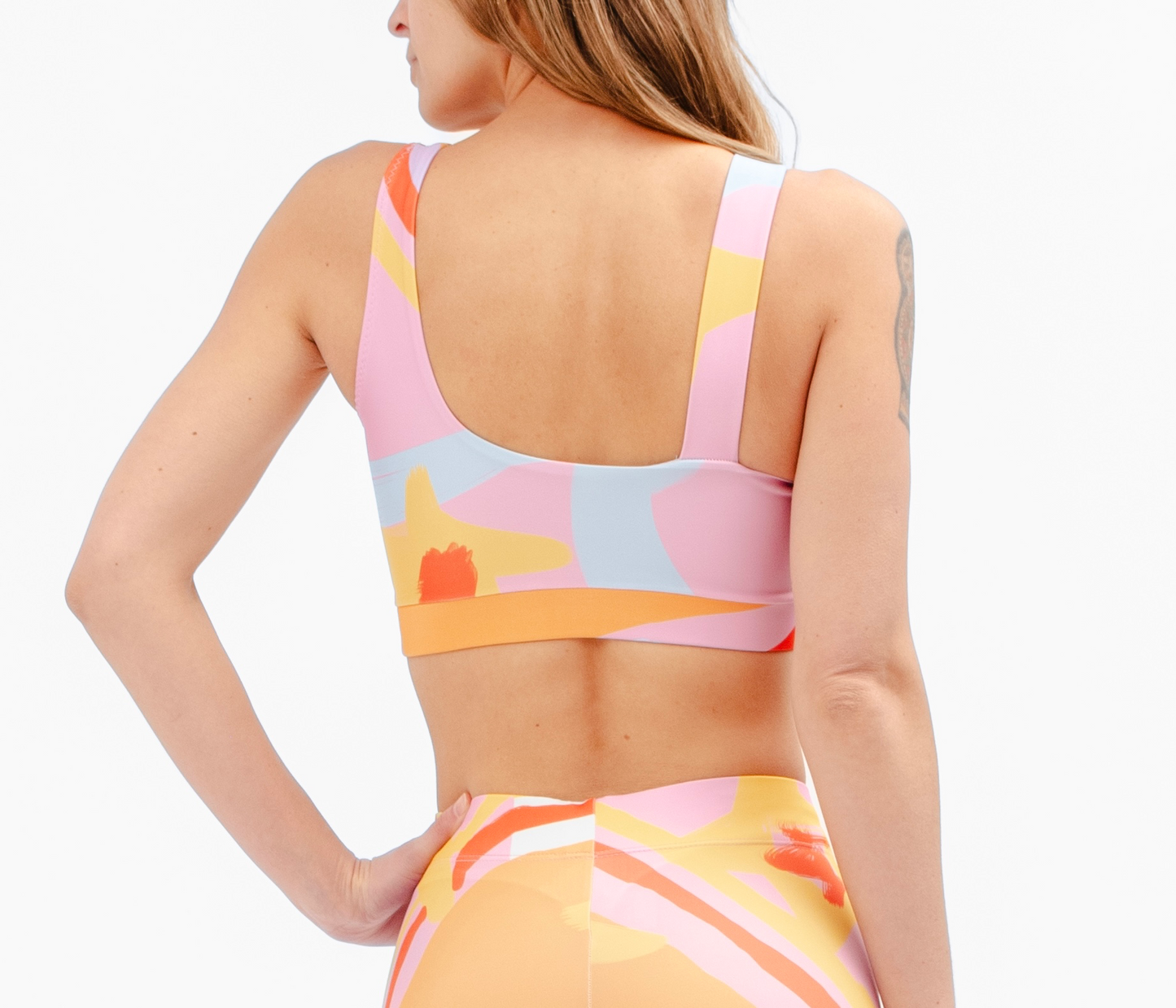 Milky Pinky Top · Train & swim